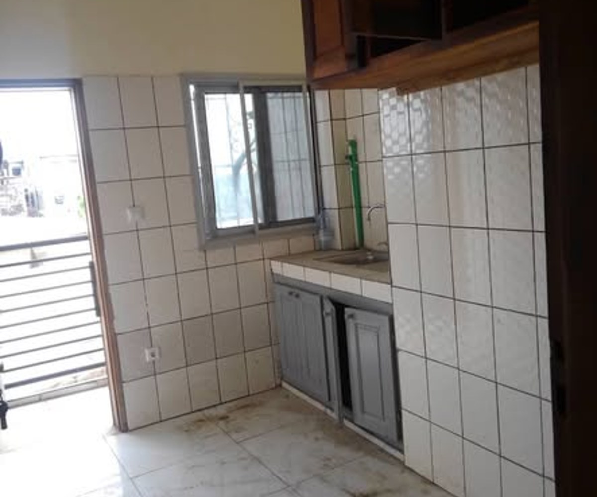 Vaste appartement haut standing à Logbessou