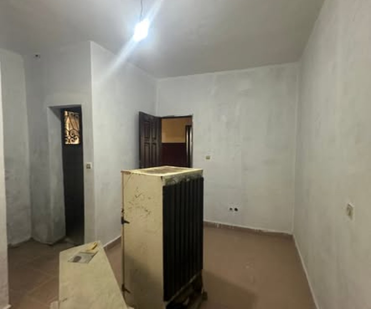 Chambre moderne à louer à PK15