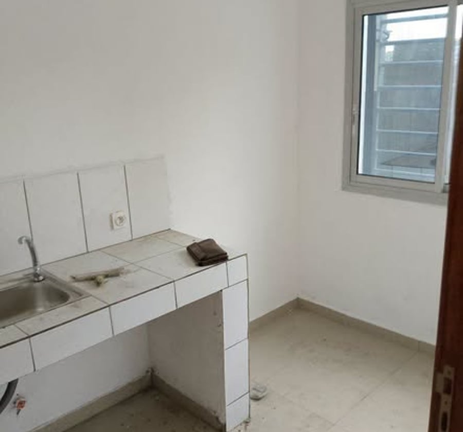 Appartement 2 chambres à louer - Yassa (carrefour chefferie bwang)