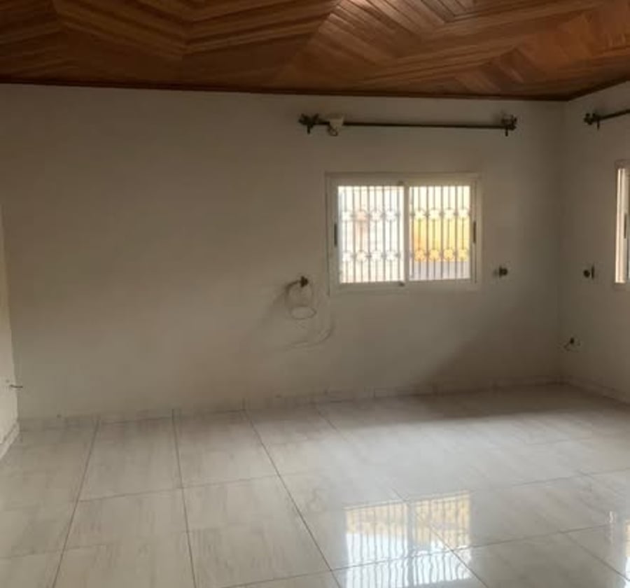 Mini villa individuelle à louer à Emana, Yaoundé