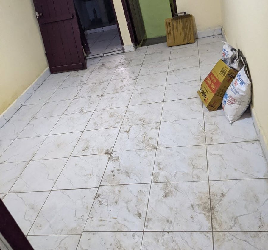 Studio moderne propre à louer à Obobogo