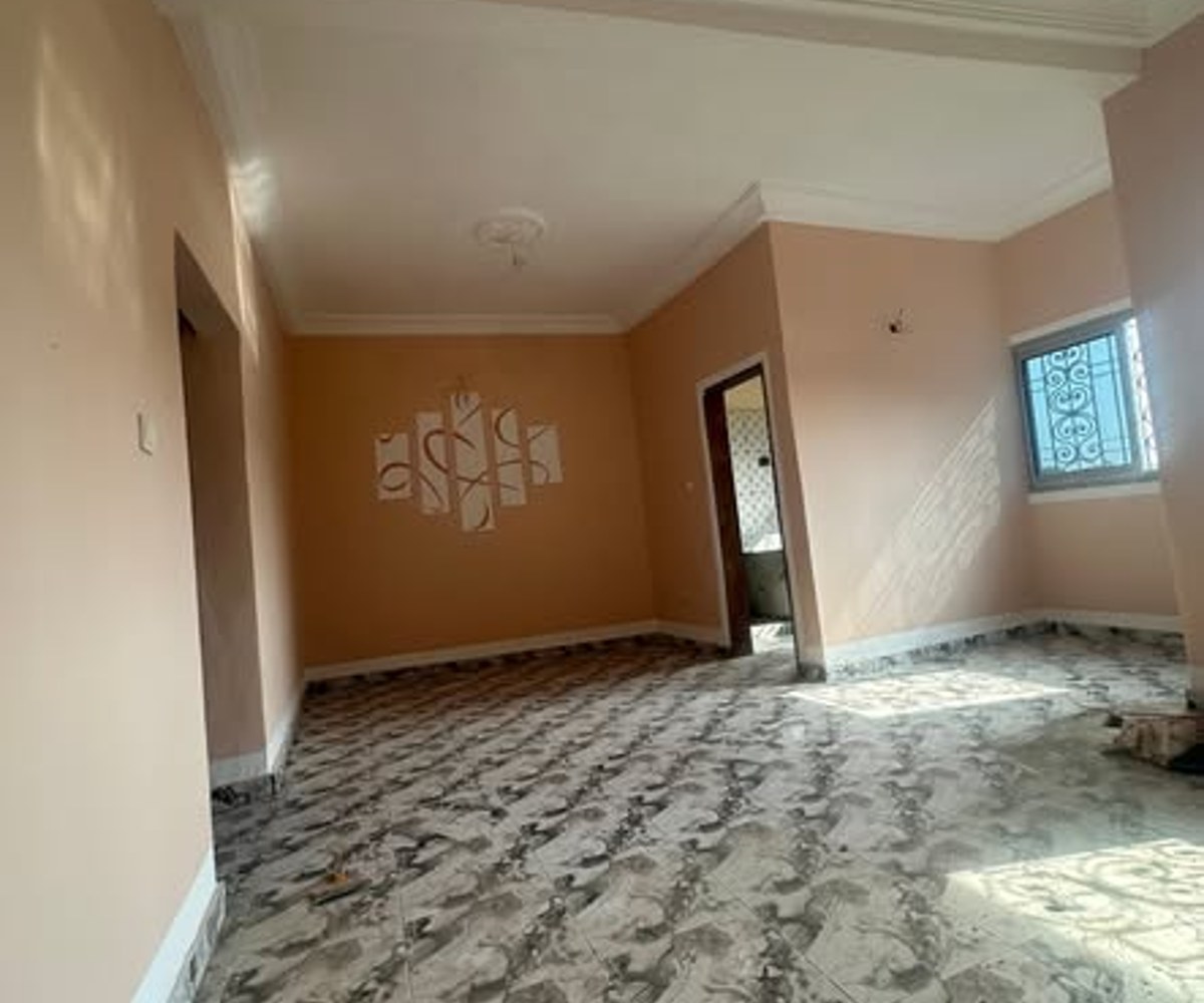 Appartement moderne à PK 13, Douala - 2 chambres avec parking et forage