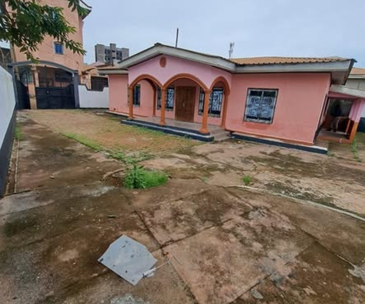 Villa à louer - Happy, Yaoundé