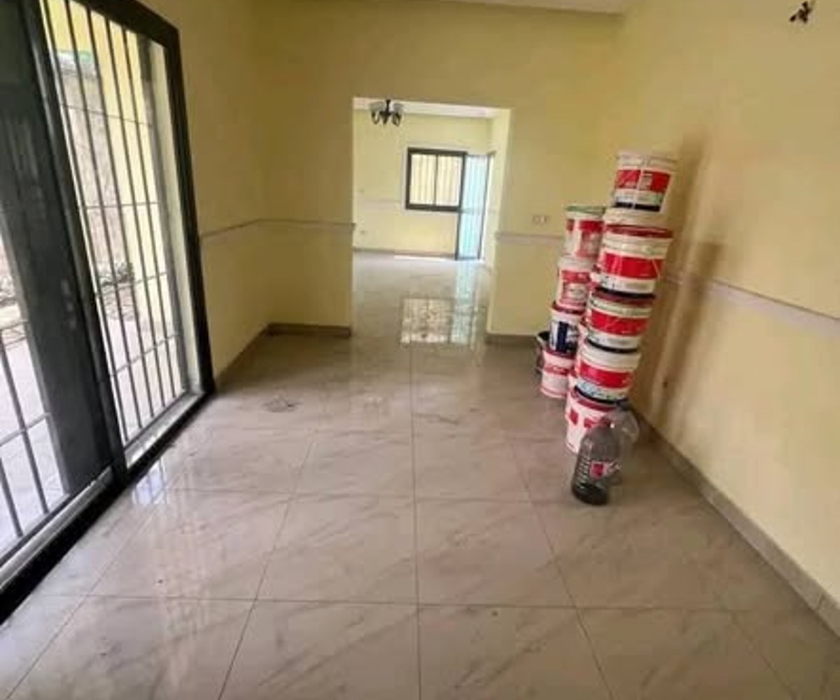 Duplex à louer à Bonapriso - 4 chambres, 4 sdb