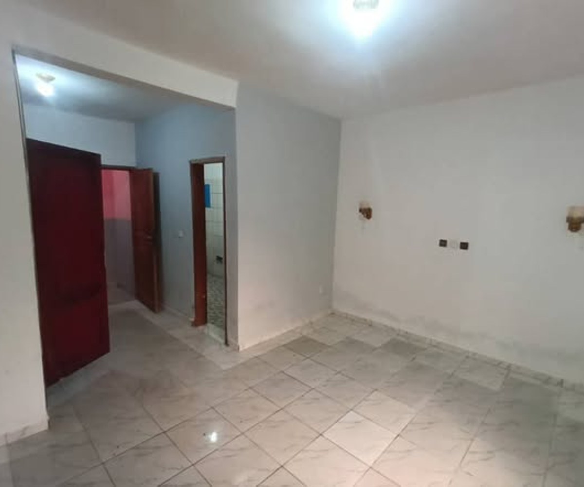 Grand appartement moderne à louer - Nkolbisson Usine des Eaux