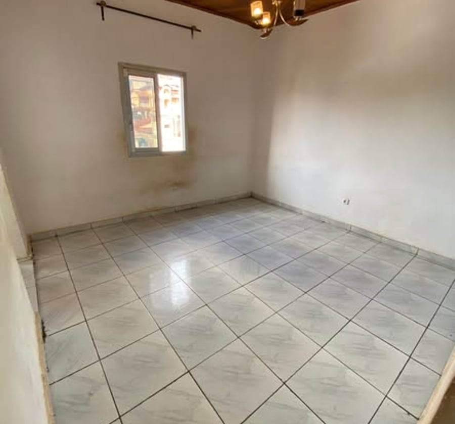Appartement 2 chambres - Nkolmesseng