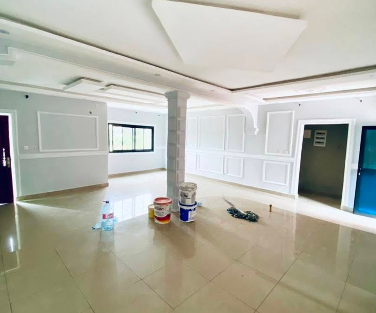 Appartement 3 chambres à Logpom, Douala