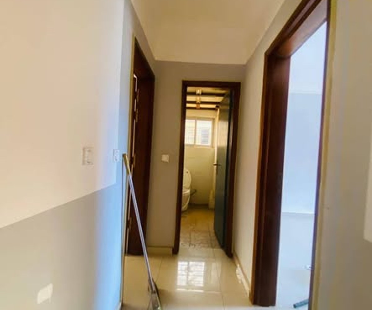 Appartement 2 chambres à louer à Happy, Yaoundé