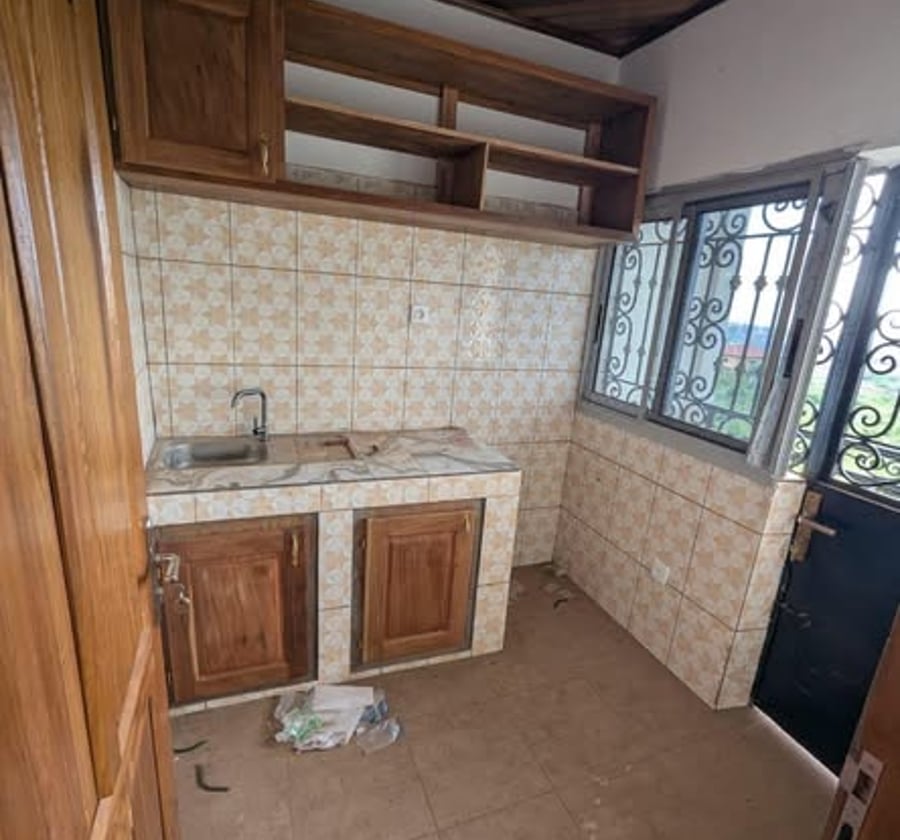 Chambre à louer - Nkolfoulou, Yaoundé
