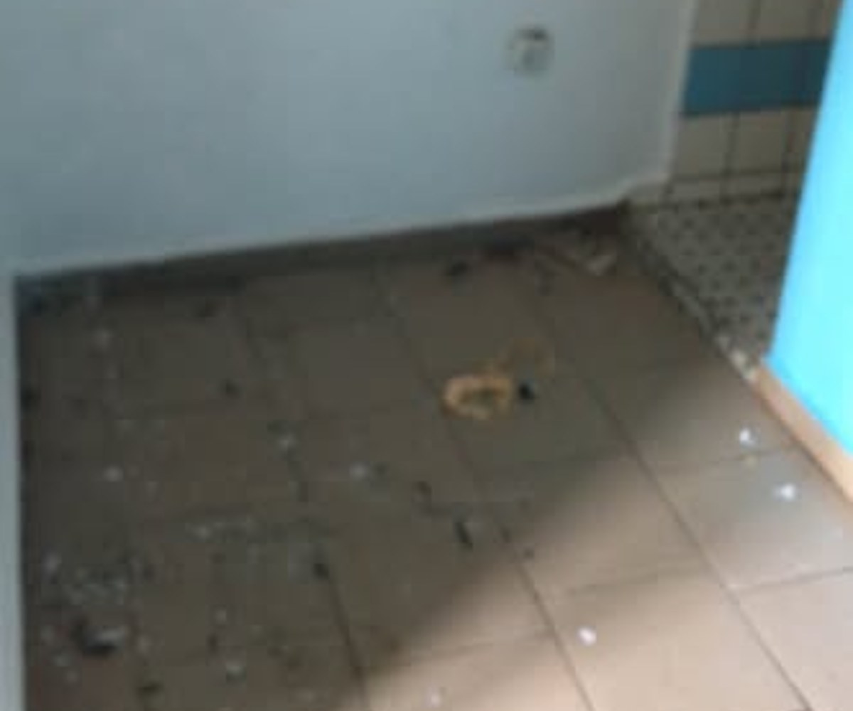 Chambres, studios et appartements à louer à Nkoabang