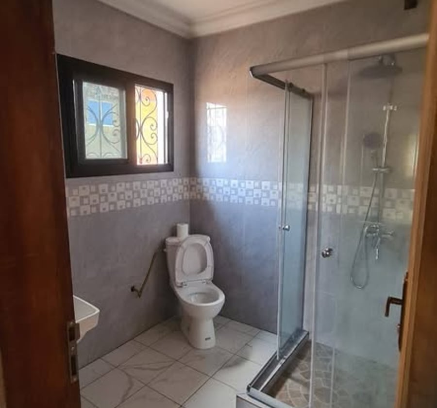 Appartement moderne haut standing à Etoug-Ebe