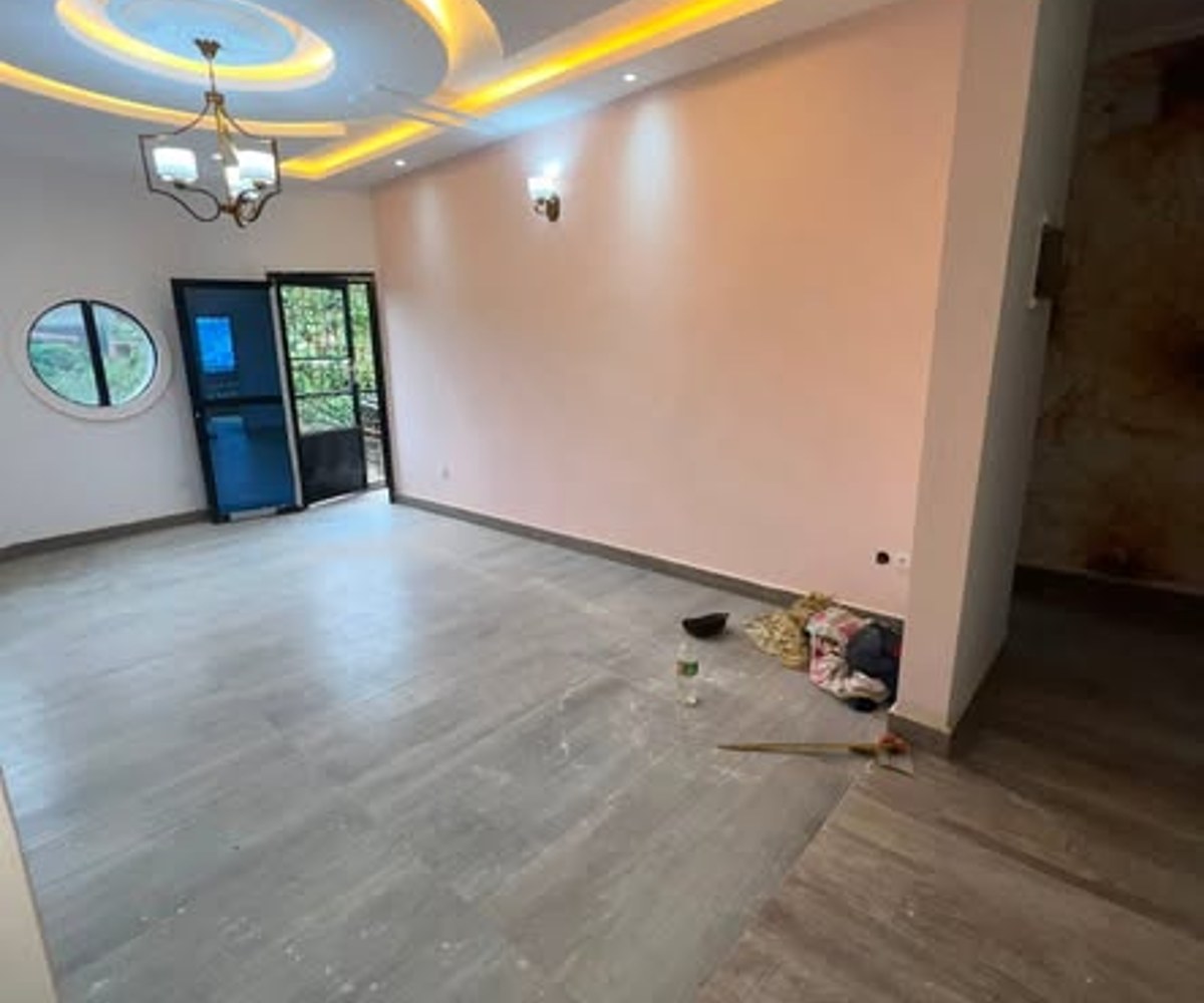 Appartement à louer à Mendong carrefour banane