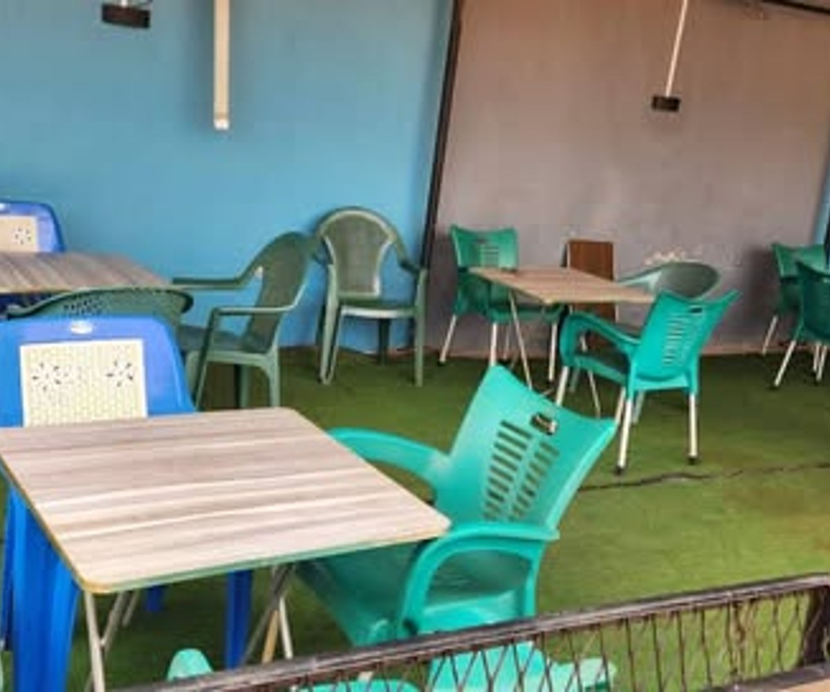Espace commercial à louer à Yaoundé Fourgerol