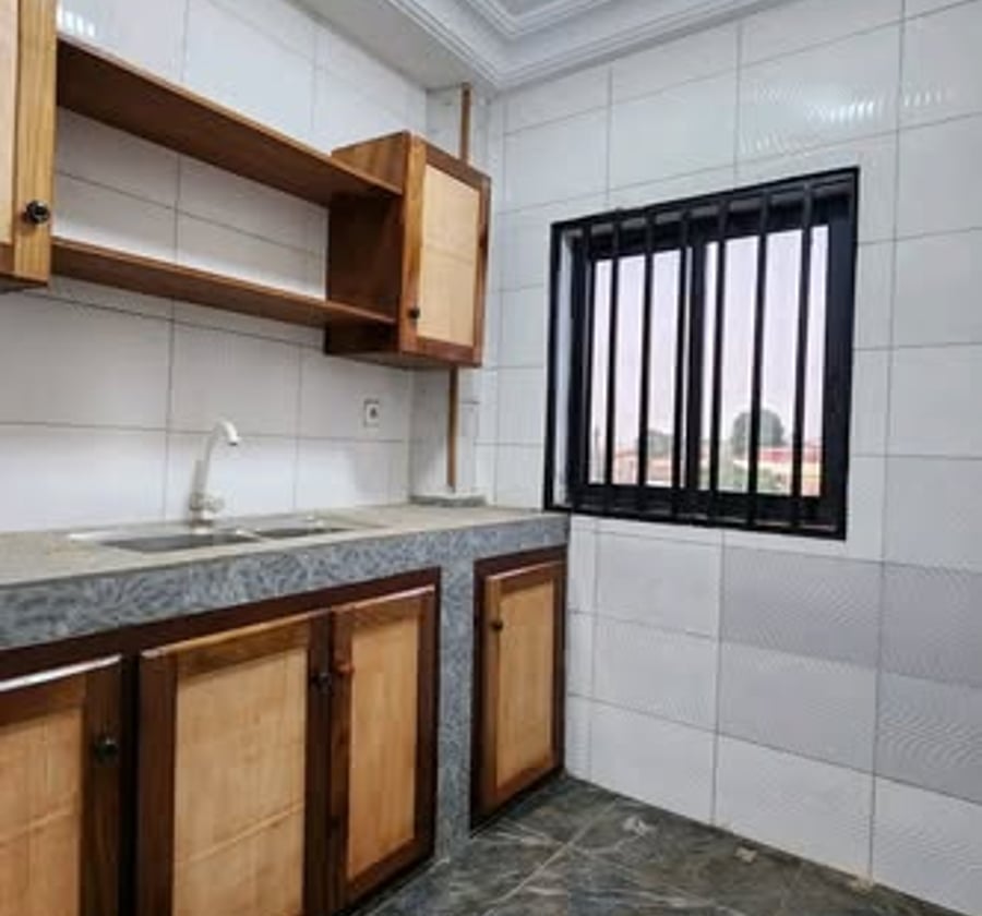 Appartement 2 chambres à Etoudi