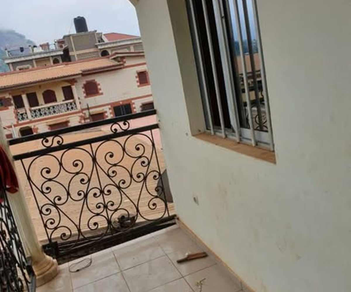 Appartement Mendong – 2 chambres avec placards