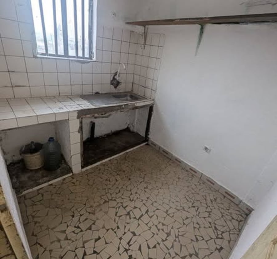 Appartement 2 chambres à louer à PK10