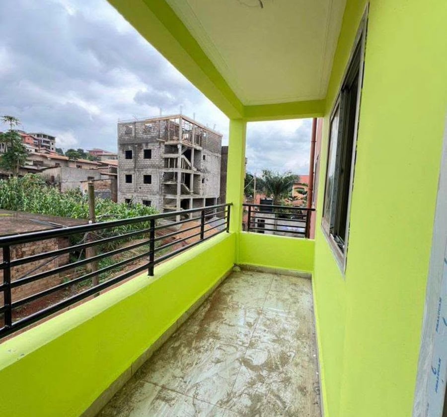 Appartement 3 chambres à louer - Biyem-Assi (TKC), Yaoundé
