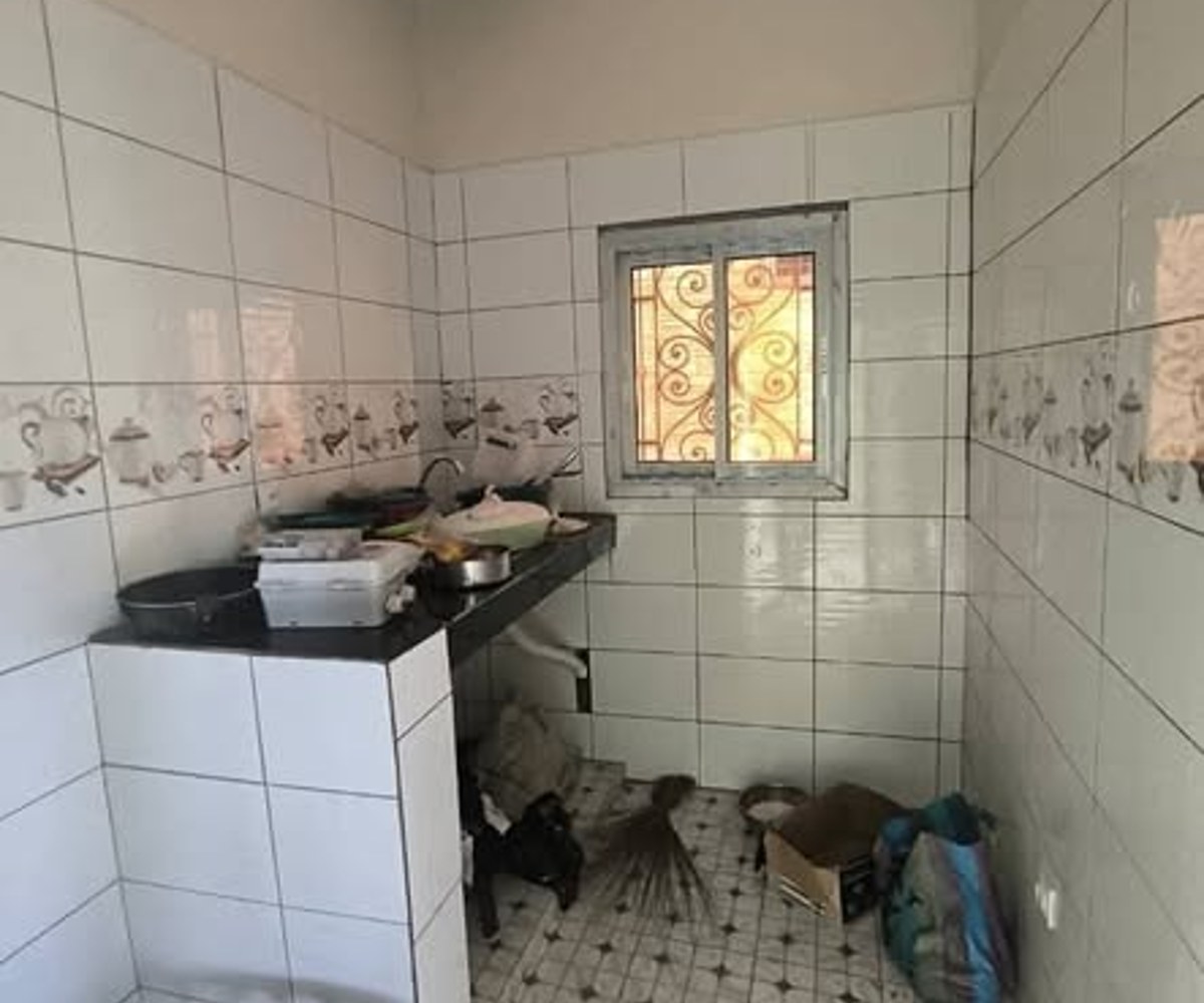 Studio moderne à PK10 Saker, Douala - 60 000 XAF/mois