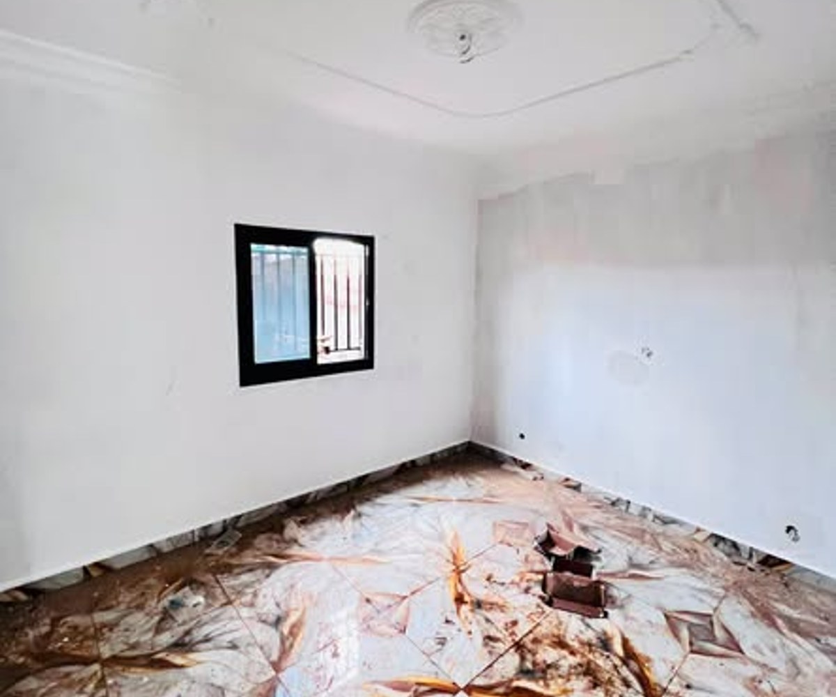 Studio à louer à Messassi