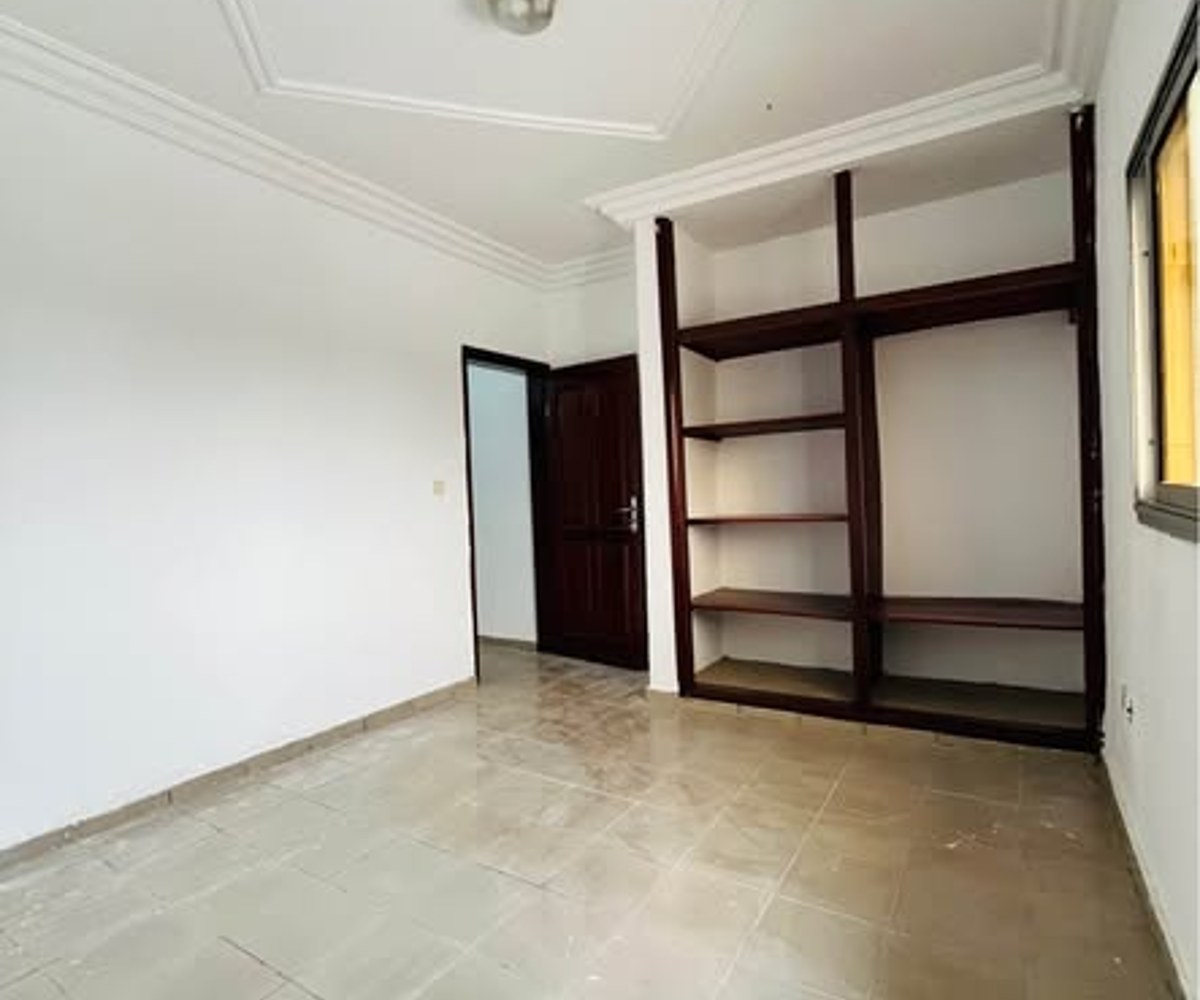 Studio moderne à louer à Ndogbong
