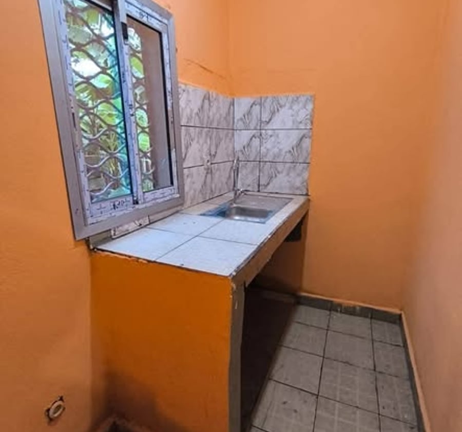 Studio moderne à Ndogbong