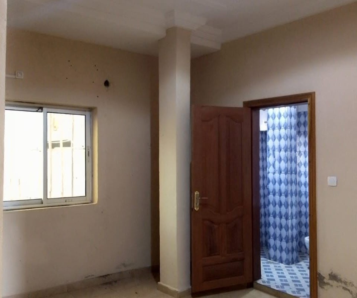 Bureau à louer à Yaoundé Mvog-Ada