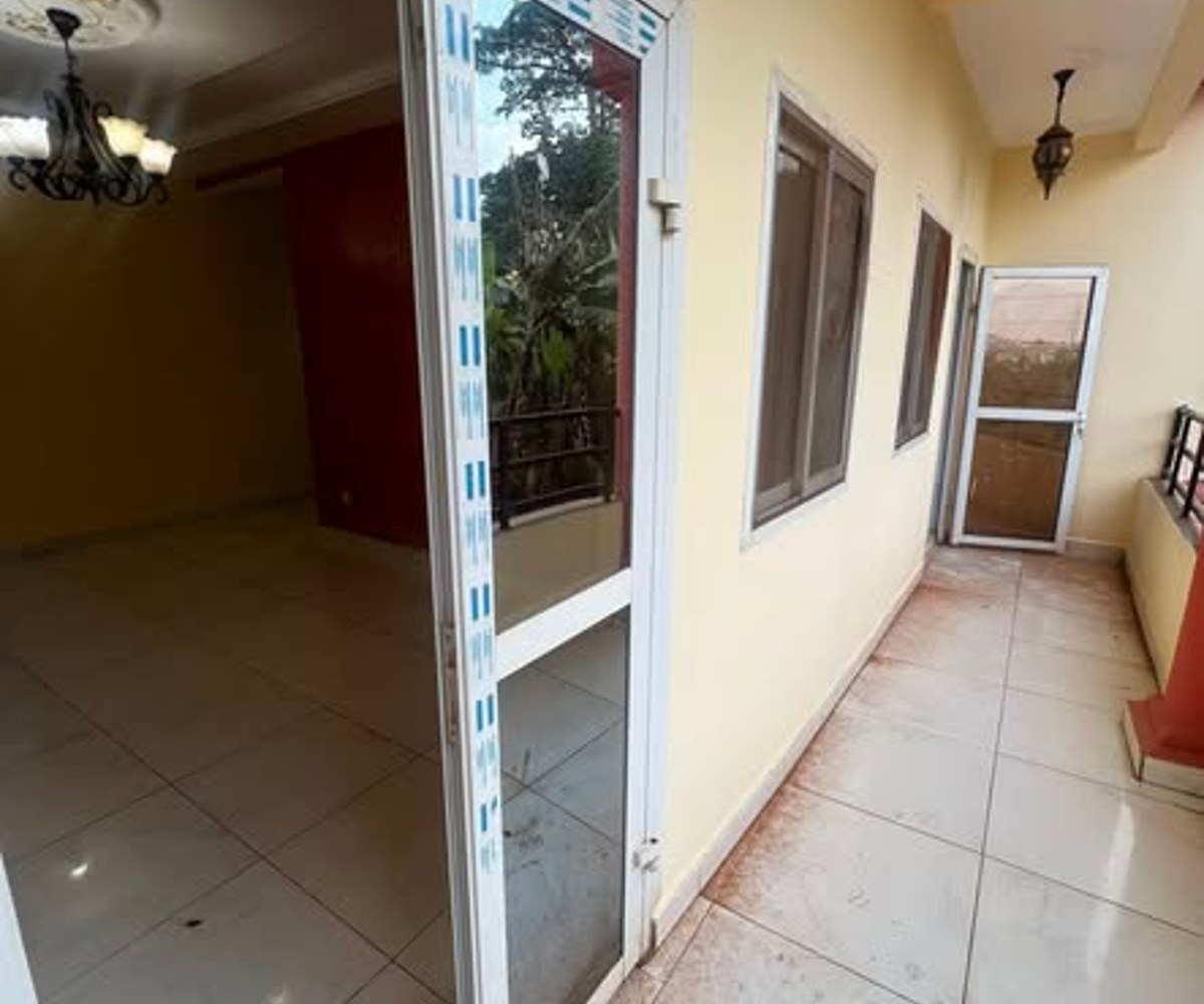 Appartement à louer à Damas avec parking, forage, prépayé et gardien