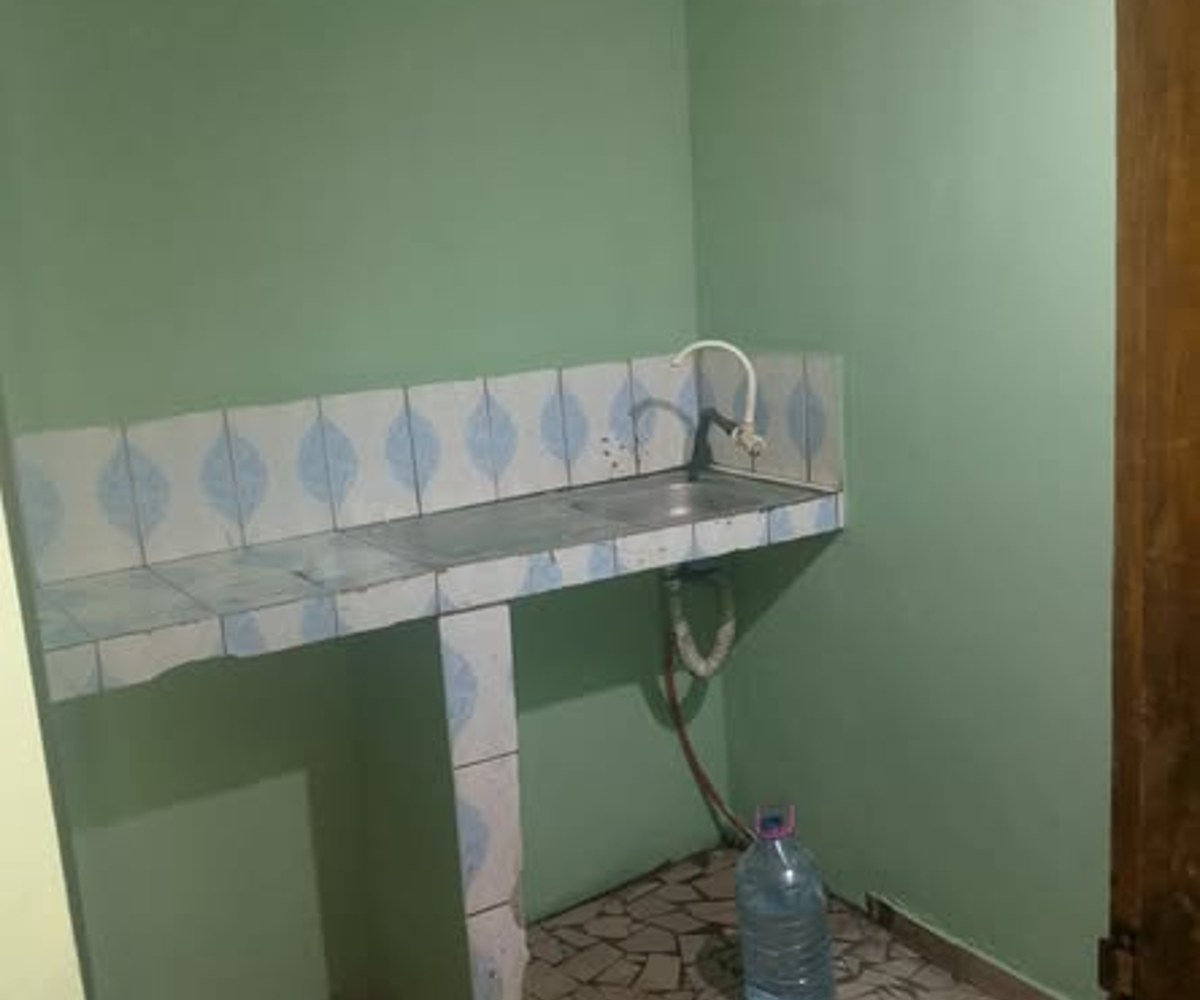Studio moderne à louer - Village, Douala