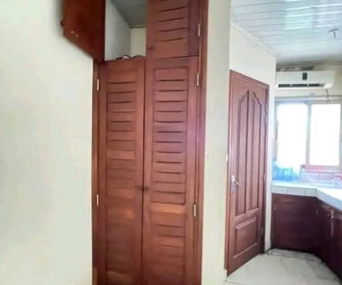 Chambre moderne à louer - Ange Raphaël, Douala