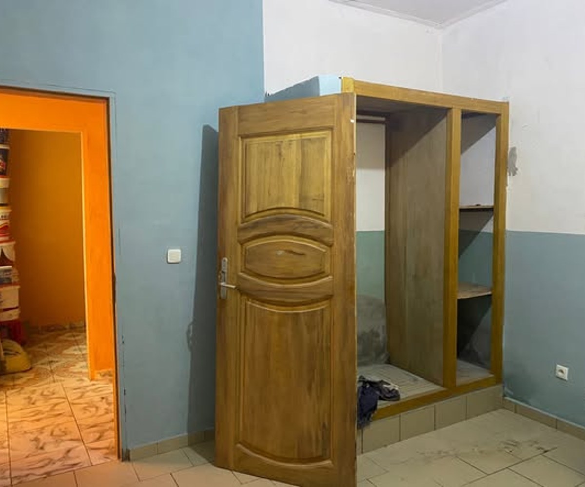 Studio moderne à louer - Yaoundé Ekie