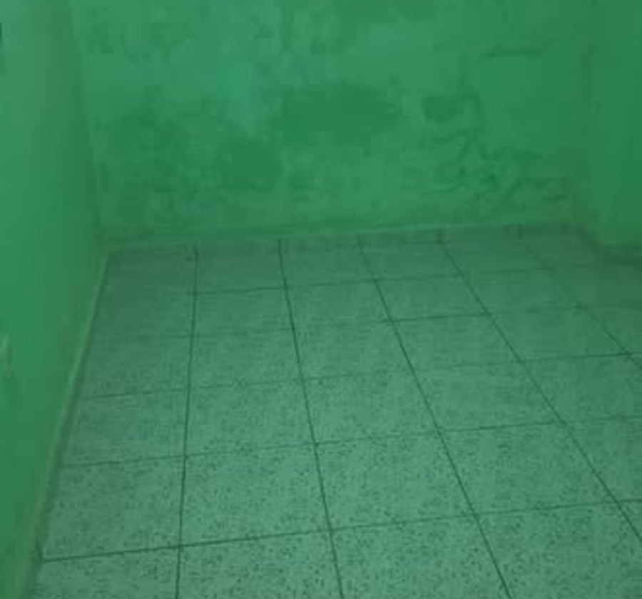 Studio moderne à louer – Village (Douala)