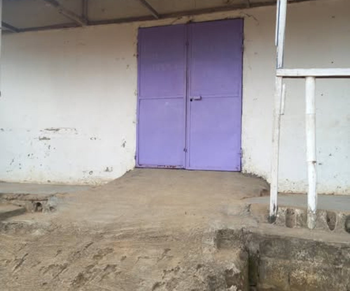 Grande salle à louer pour église - Essos, Yaoundé