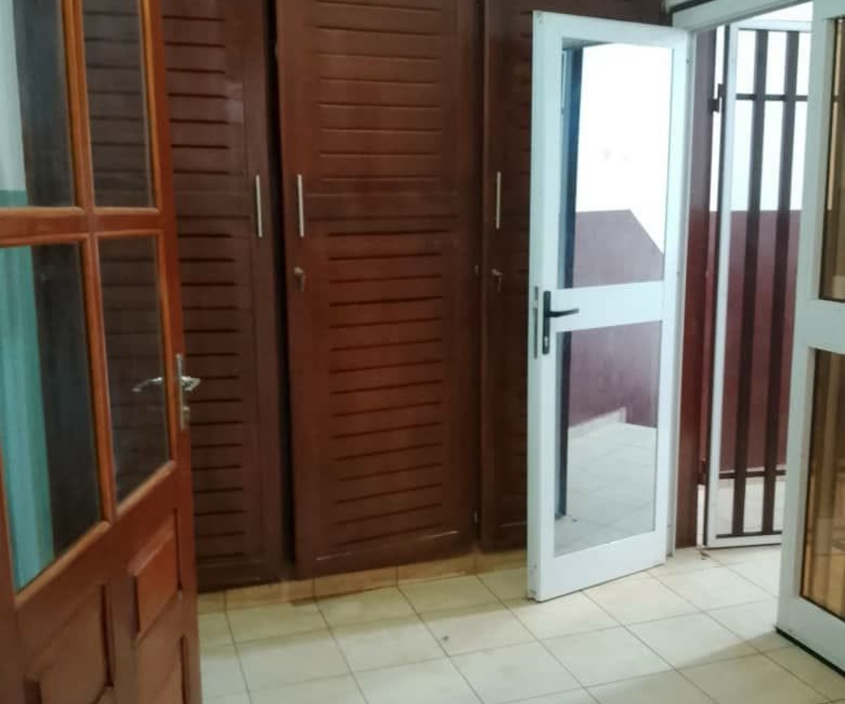 Appartement 3 chambres à louer - Omnisport, Yaoundé