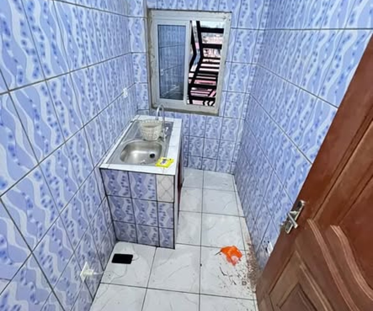 Studio moderne à louer à Olembe