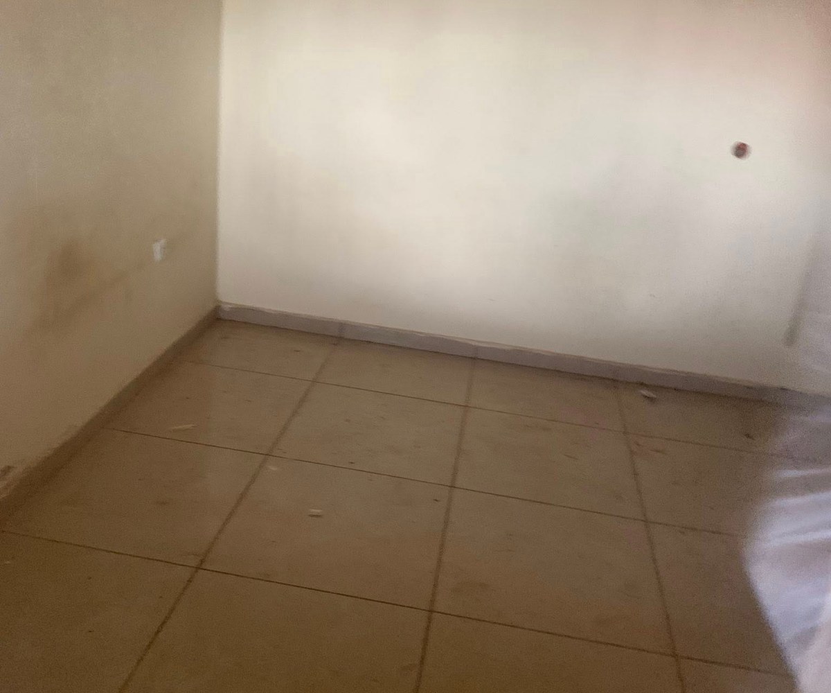Appartement très spacieux 2 chambres 1 douche en nkoanbang chateau