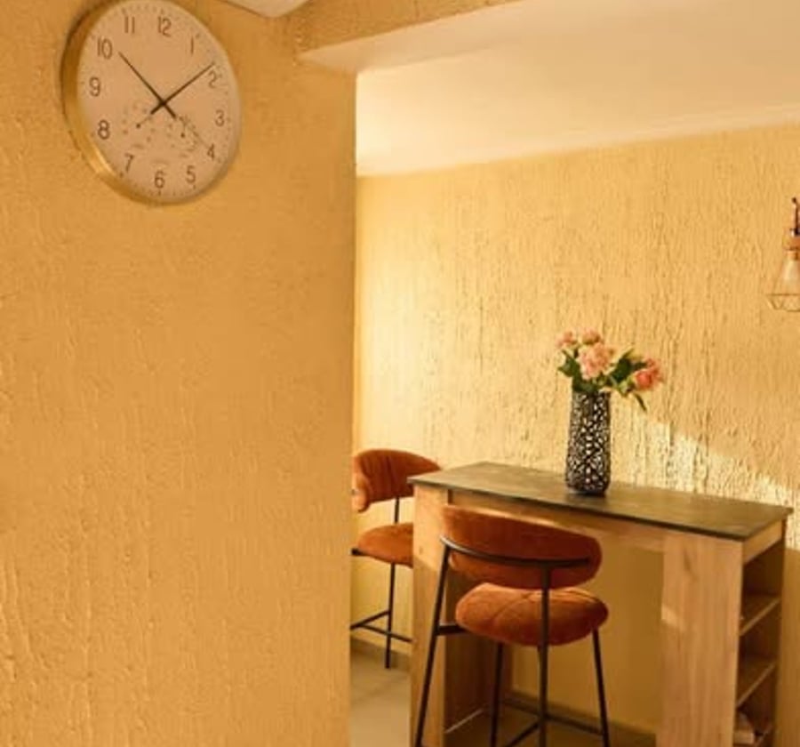 Immeuble R+1 à vendre à Ngousso – 4 appartements