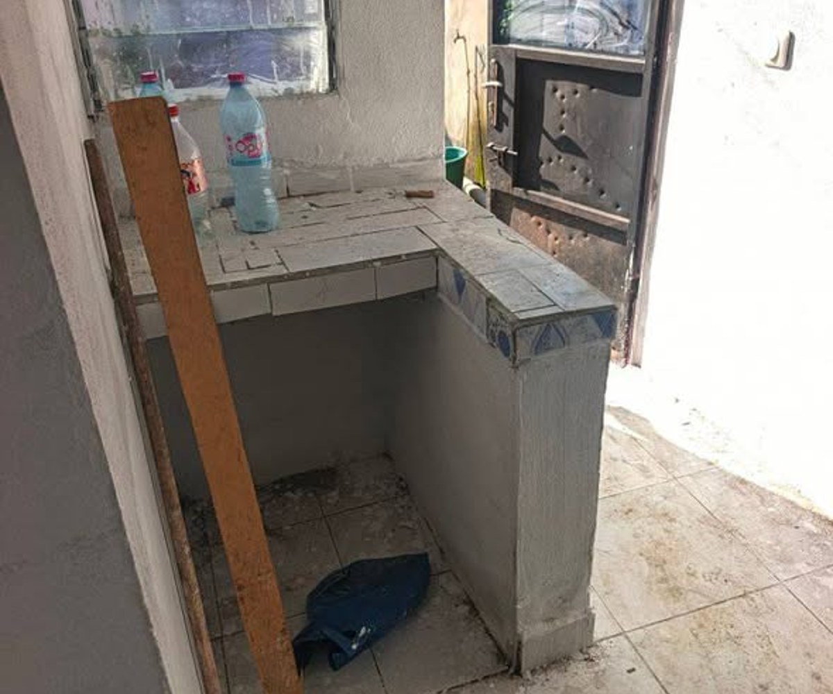 Chambre moderne à PK 10