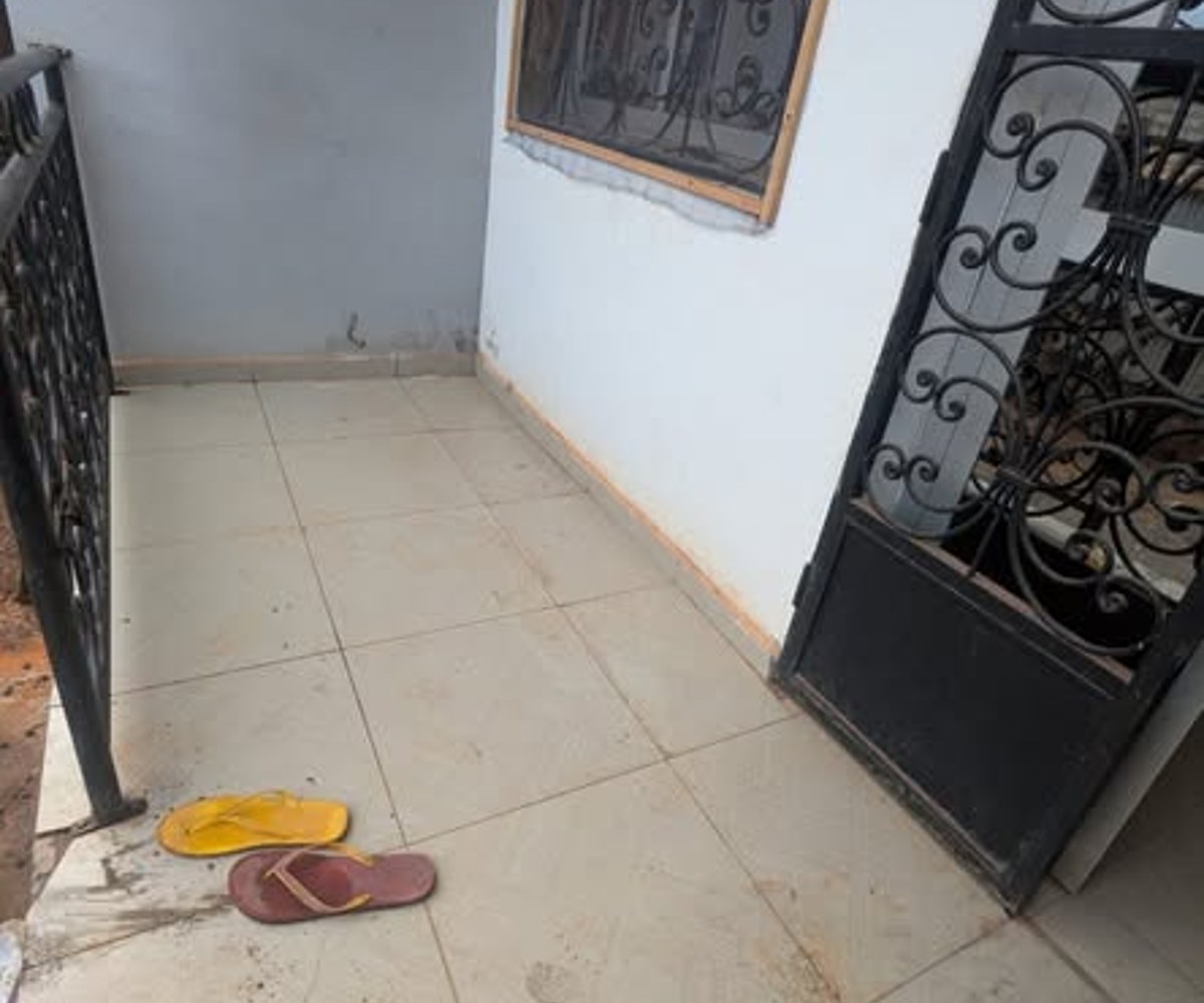 Studio moderne individuel à louer à Biyem-Assi