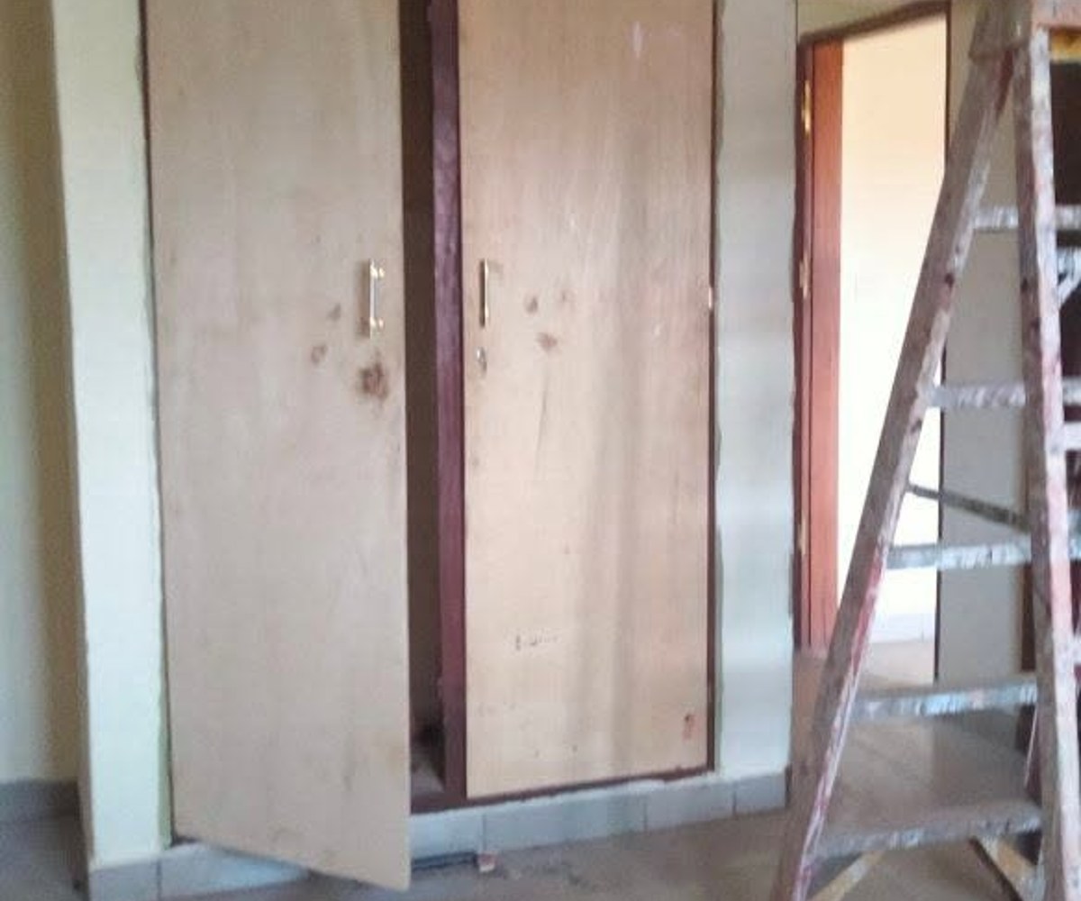 Vaste appartement moderne à Nkolmesseng