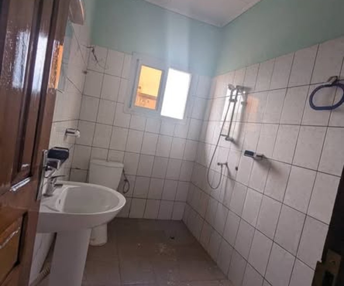 Appartement 3 chambres à louer – Omnisport, Yaoundé