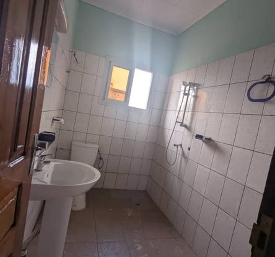 Appartement 3 chambres à louer – Omnisport, Yaoundé