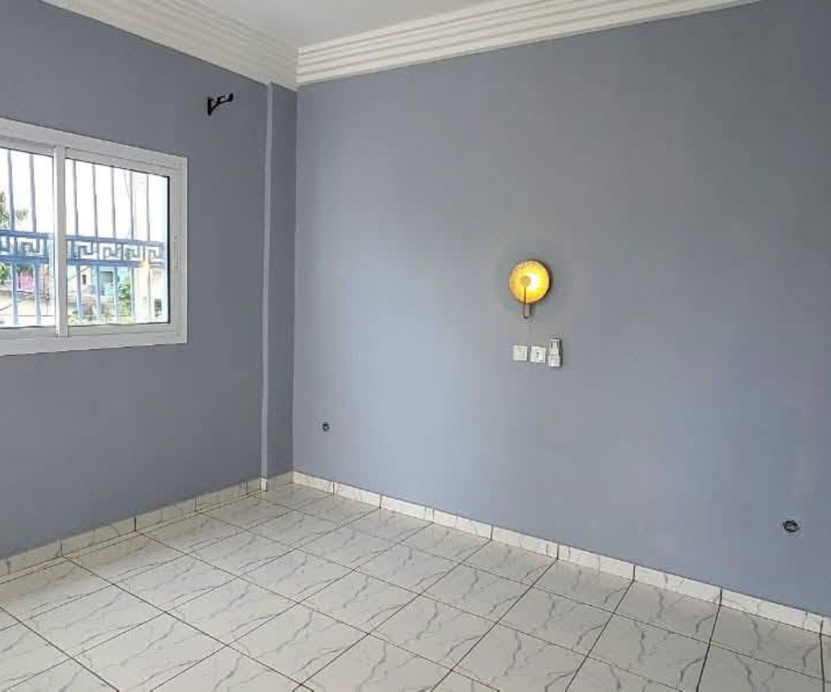 Appartement moderne 2 chambres à louer à Logbessou (Douala)