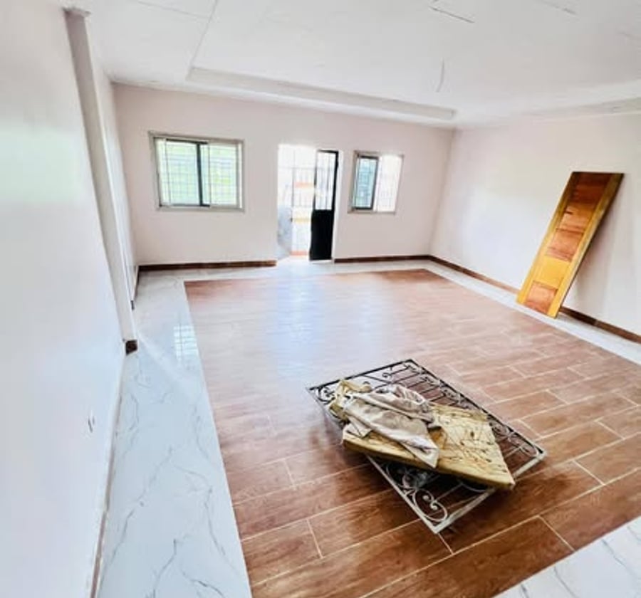 Appartement moderne neuf à louer à Messassi Nyom