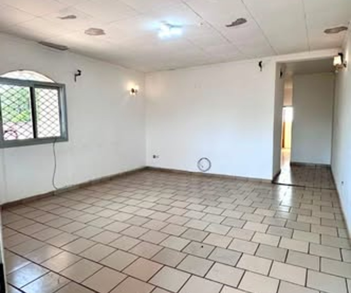 Appartement à louer à Cité de la Paix, Douala