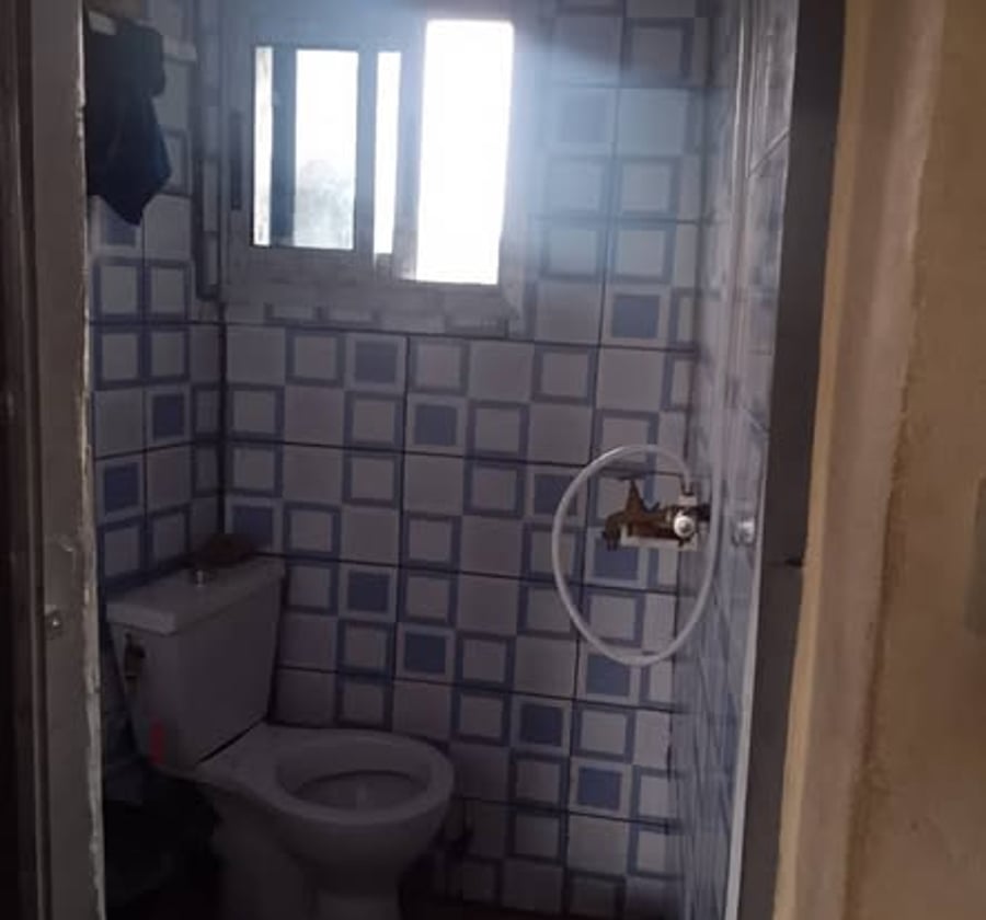Single room with kitchen for rent in Bipele, Bonaberi