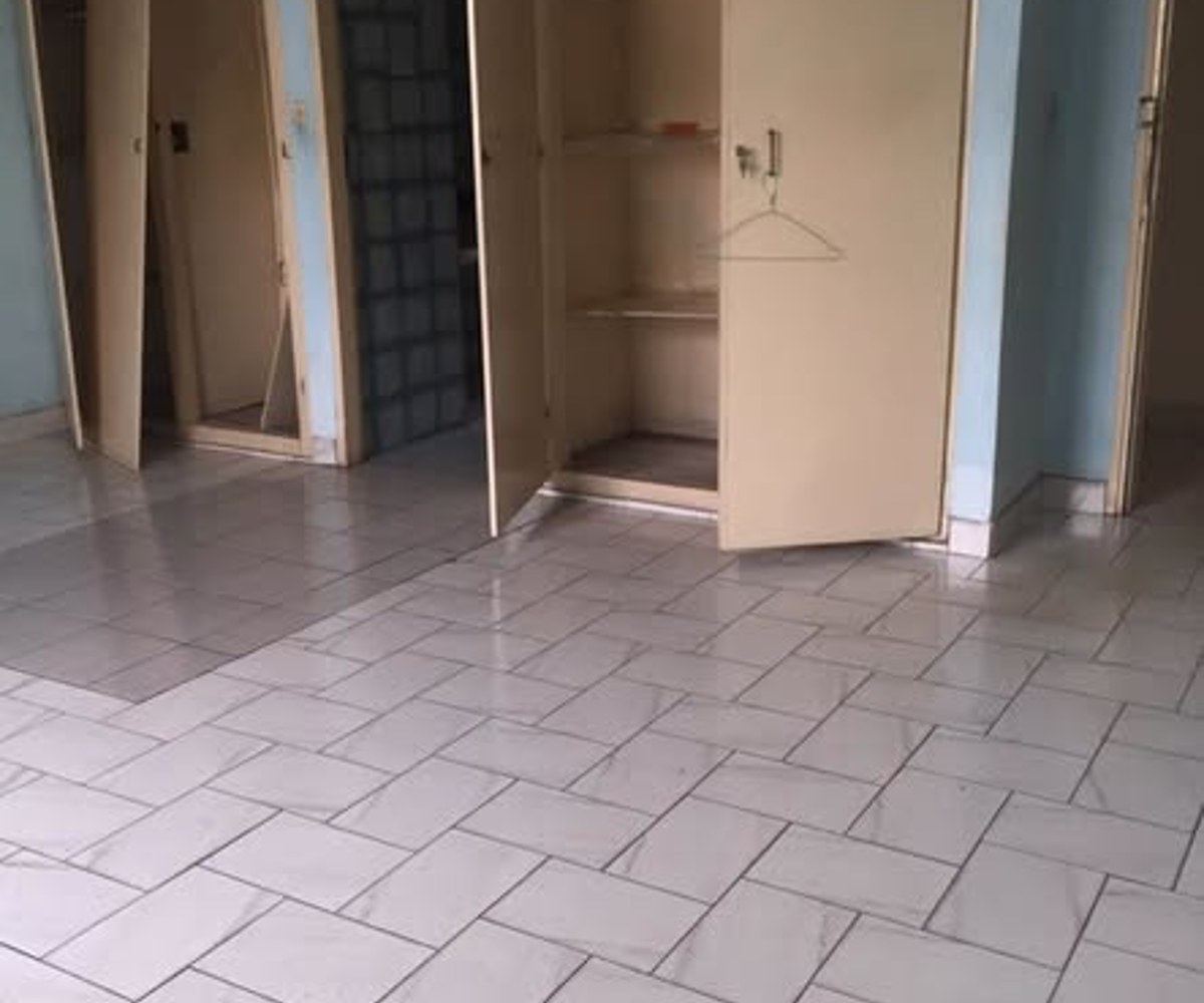 Villa 4 chambres à louer - Bastos, Yaoundé