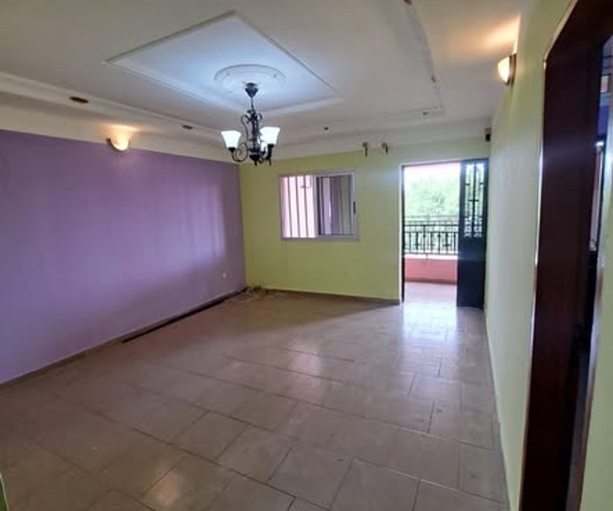 Appartement bon standing à Odza petit marché