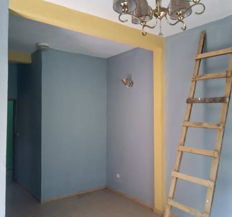 Studio moderne à Nkolanga