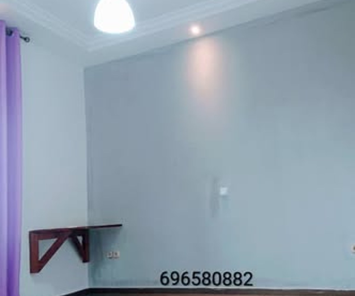 Studio à louer à Nkolbong