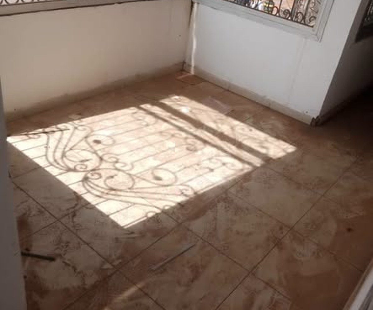 Boutique à louer - Odza, Yaoundé